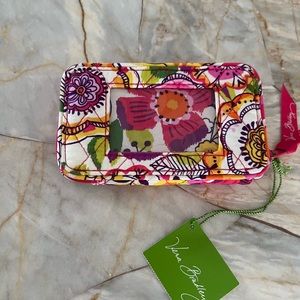 Vera Bradley smartphone wristlet